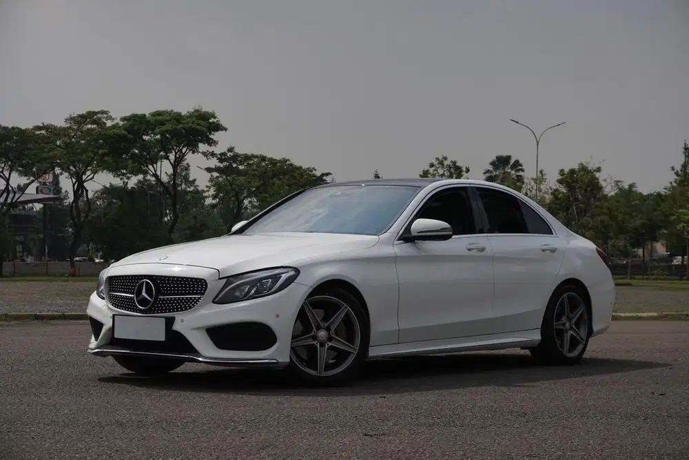 DP Ringan Mercedes Benz C250 W205 AMG 2016 / 2017 Putih Best Buy