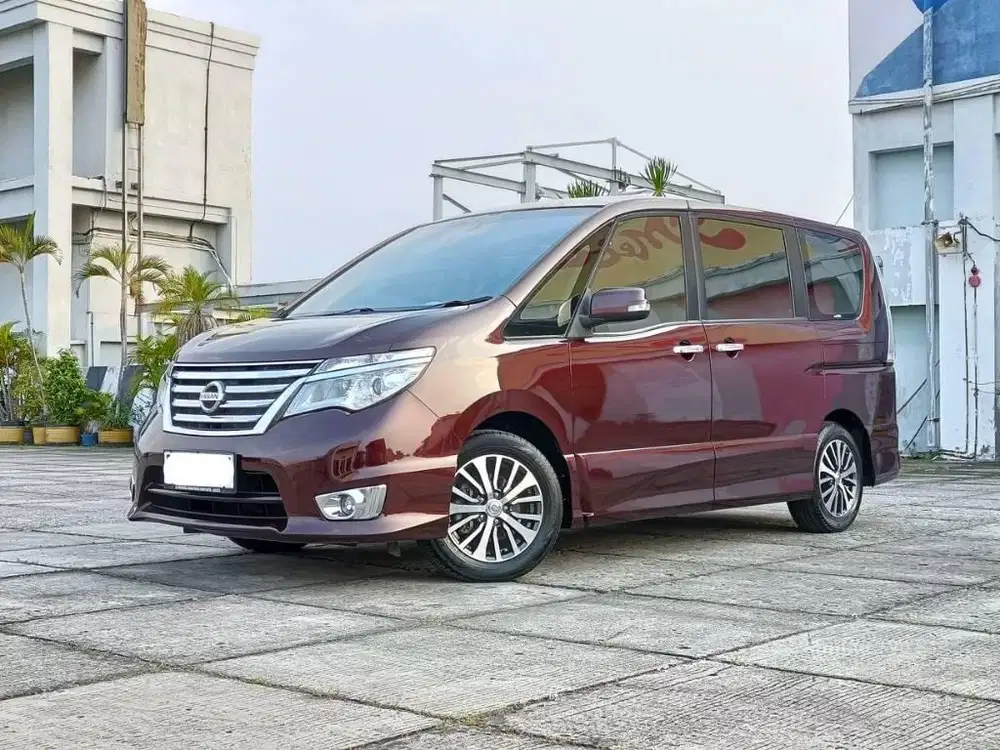 Serena 2.0 Highway Star AT 2015