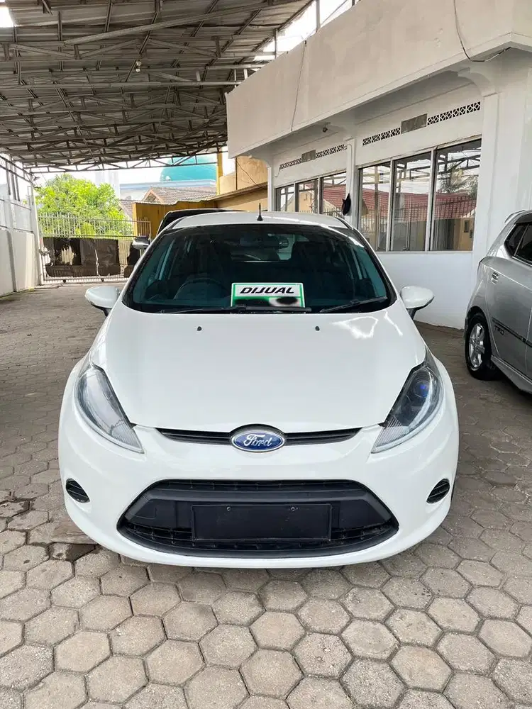 Dijual Ford Fiesta 1.4 trend at