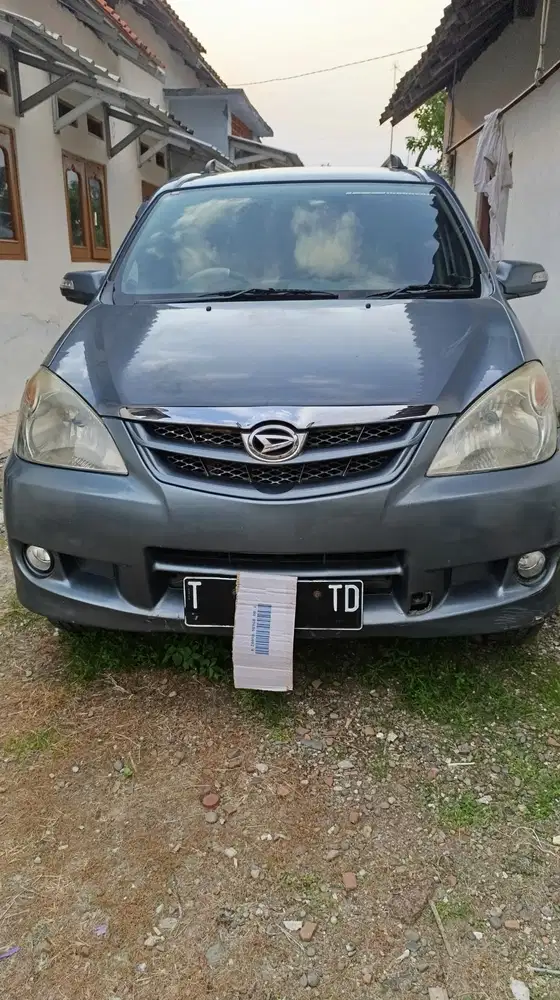 Daihatsu Xenia 2009 Bensin