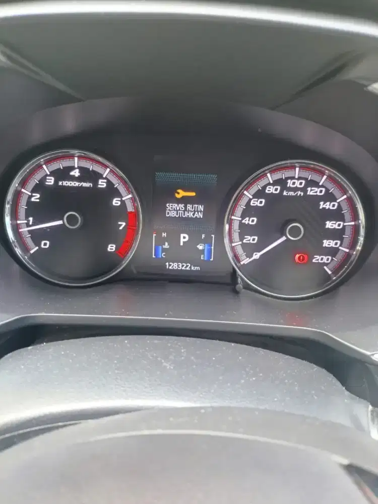 Bisa matic ,manual Punya SIM A