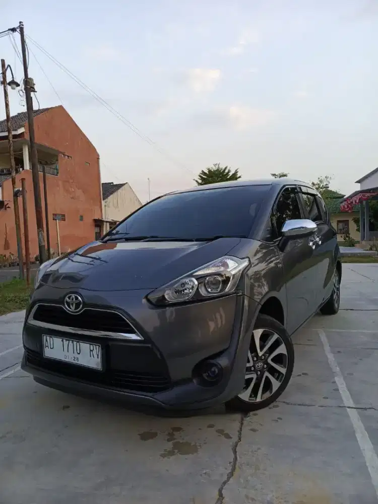Toyota Sienta V 2018 Awal