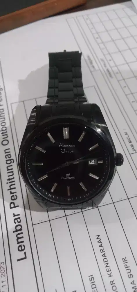 Jam tangan pria