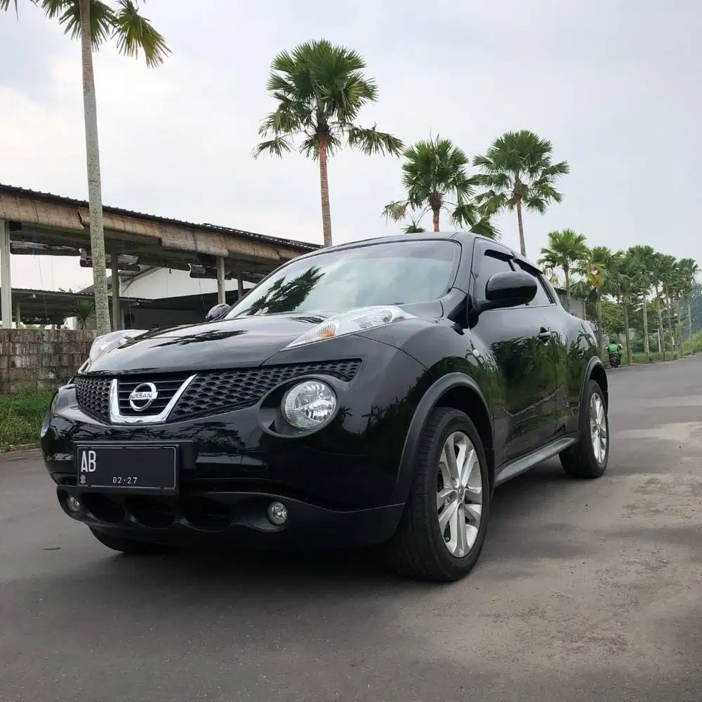 DIJUAL NISSAN JUKE 2011