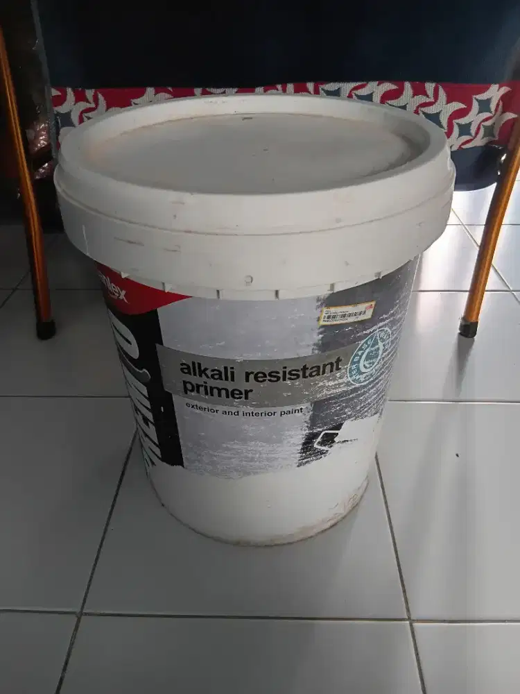 Cat Sanlex Premio Warna Biru