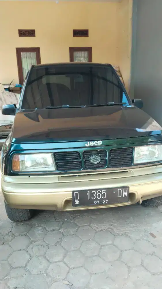 Suzuki escudo nomade