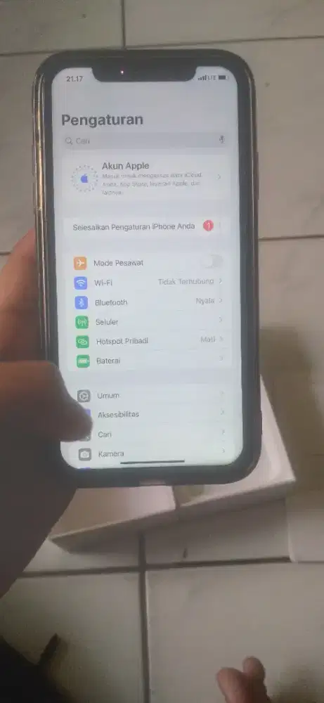 Jual iphone xr 128 white inter