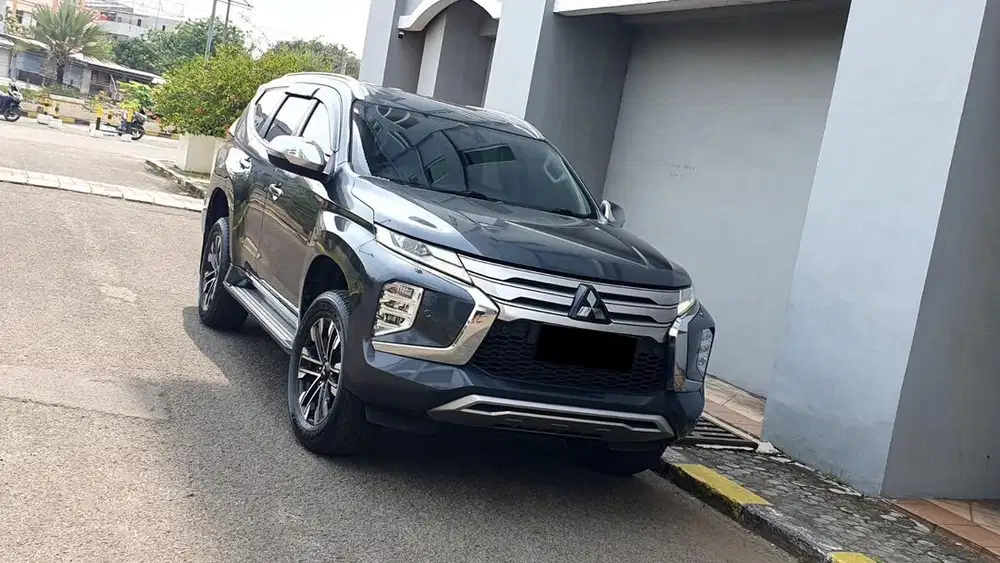 Mitsubishi Pajero Dakar 4x2 Sunroof 2023
