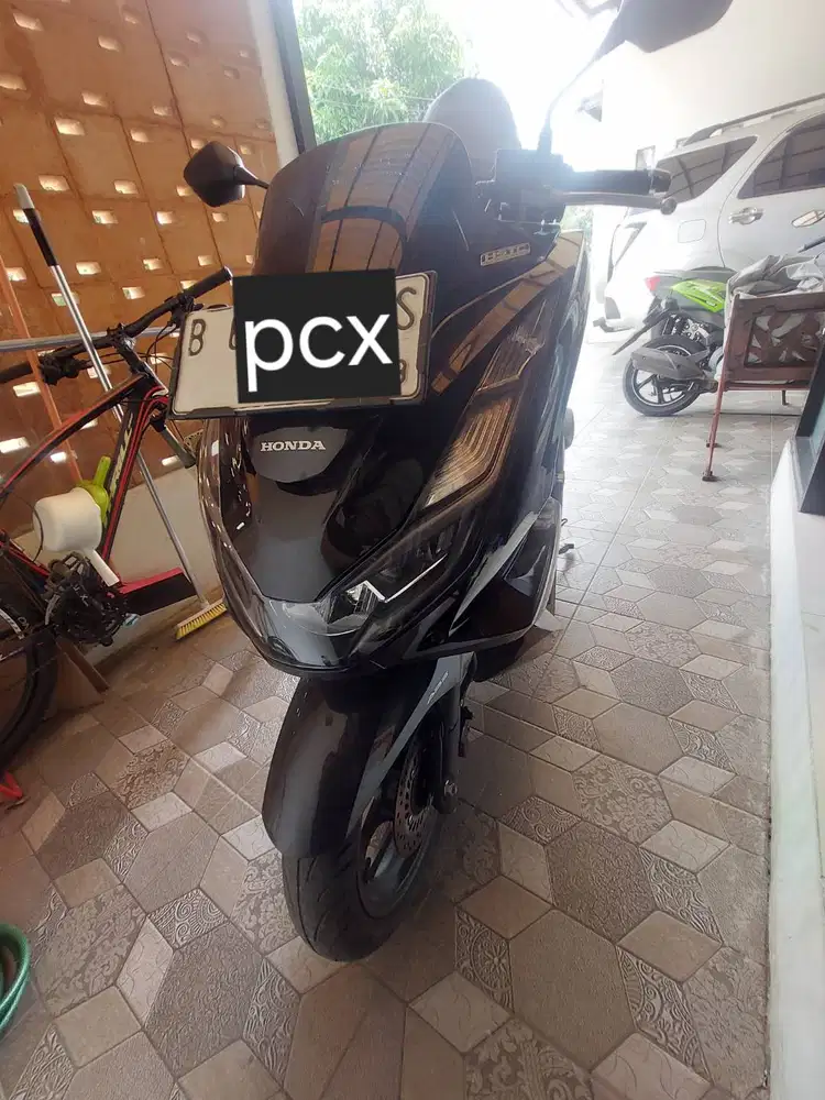 Honda PCX 160 Abs Hitam Metalic