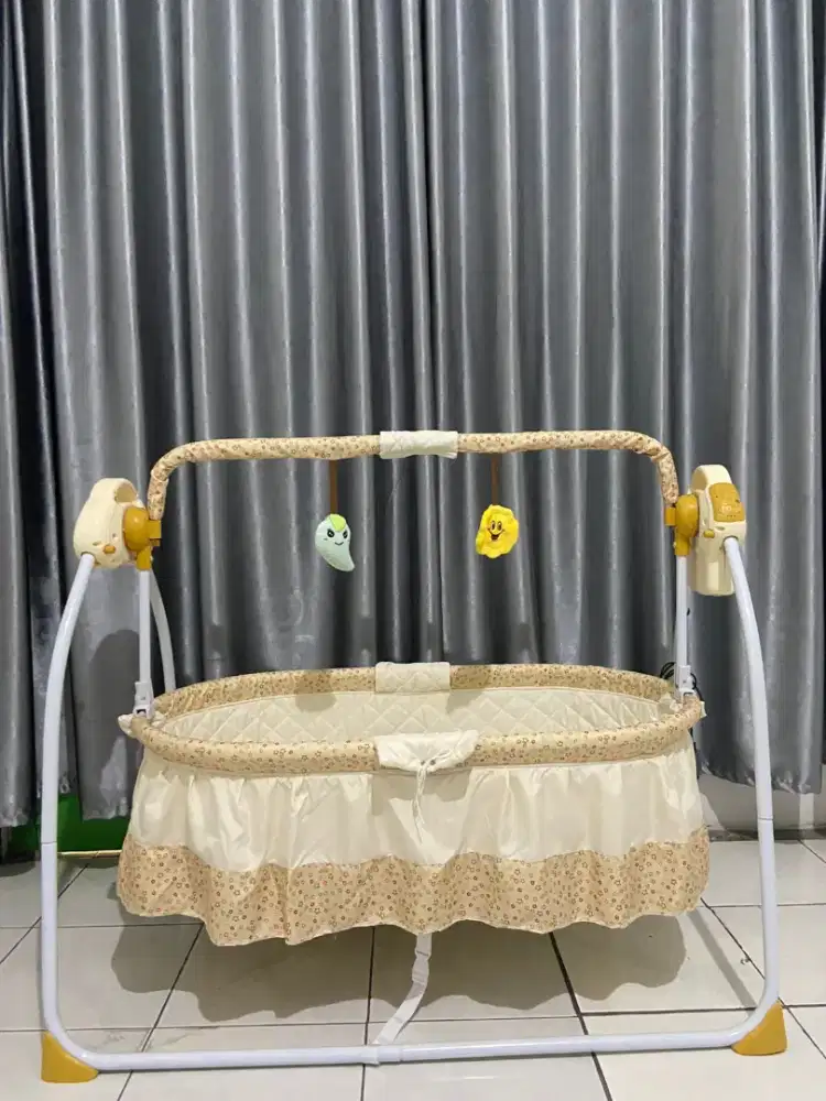 Ayunan bayi otomatis
