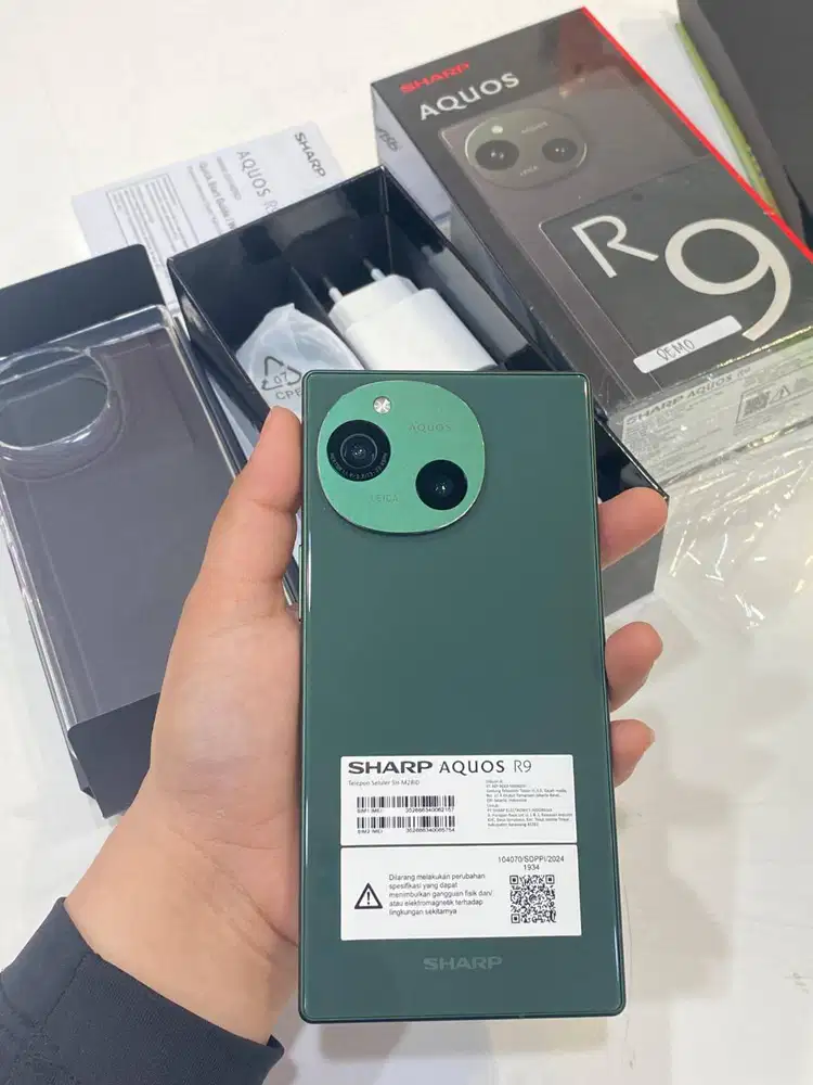 Diskon Sharp Aquos R9 12/256 Esim 5G