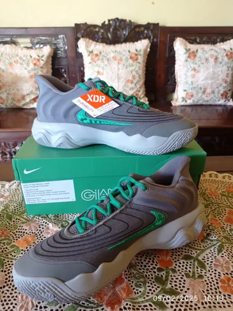 Sepatu Basket Nike Air Giannis 4 EP