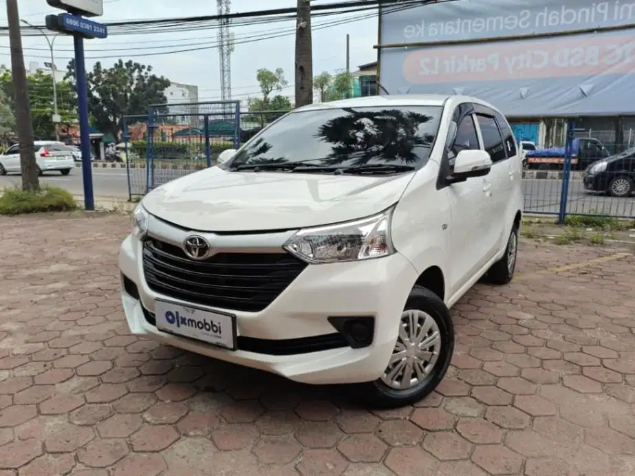 DP Rendah  7JT Toyota Avanza 1.3 Transmover Bensin-MT 2020 Putih