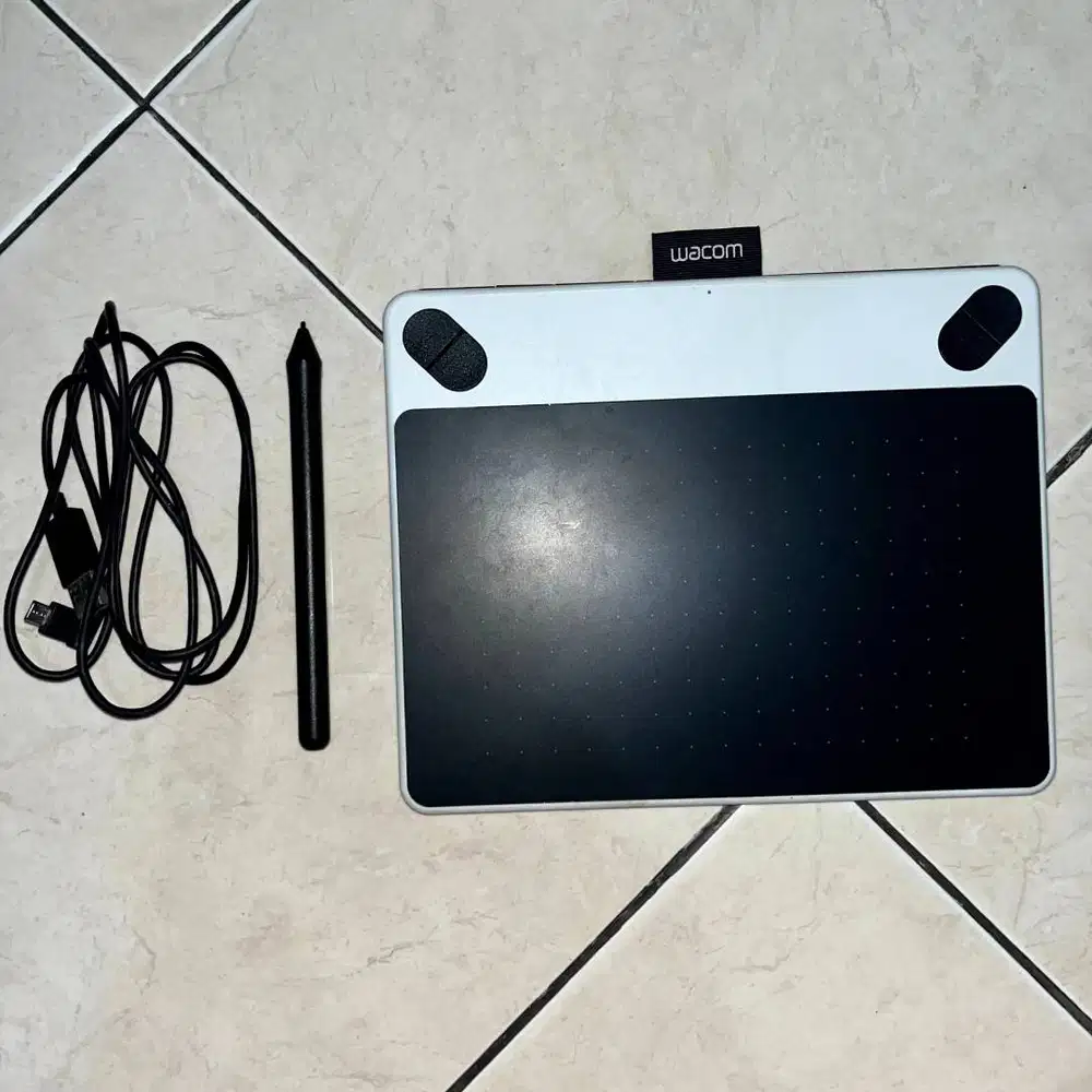 Wacom Intuos CTL-490 Normal Mulus