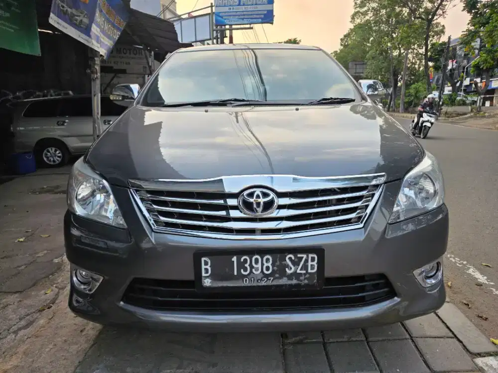 INNOVA E UP G AT 2012