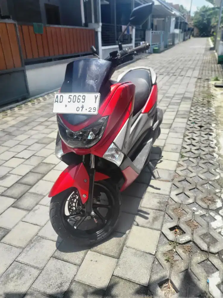 Nmax merah 2017