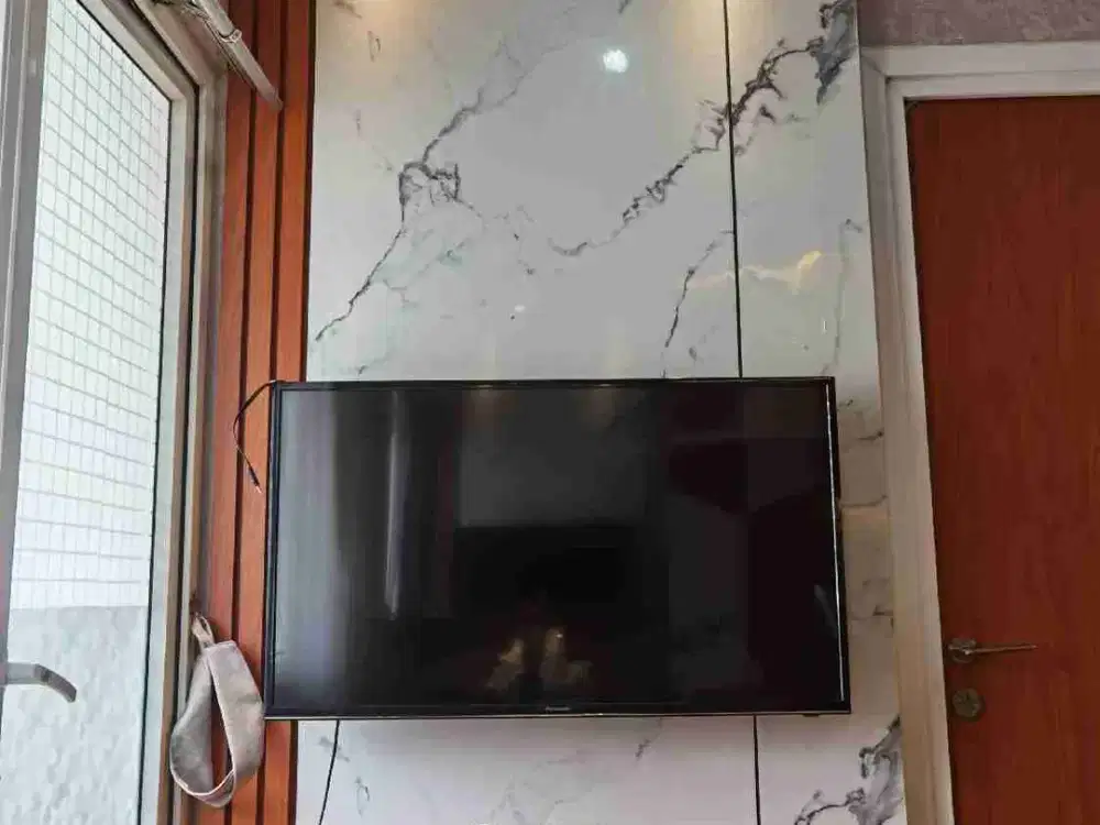 UNIT 2BR DIJUAL MURAH GREEN PRAMUKA CITY SUDAH FURNISHED LENGKAP, TERAWAT, BERSIH SIAP HUNI