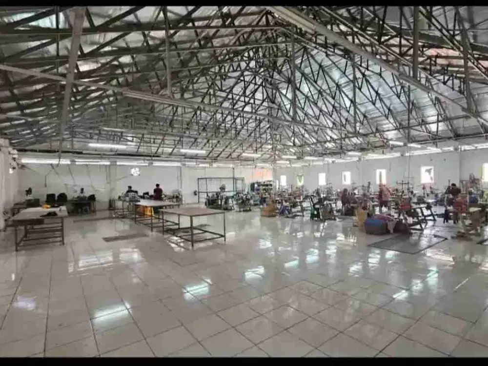 Wilson Dijual gudang lokasi bagus di tanjung pura kalideres