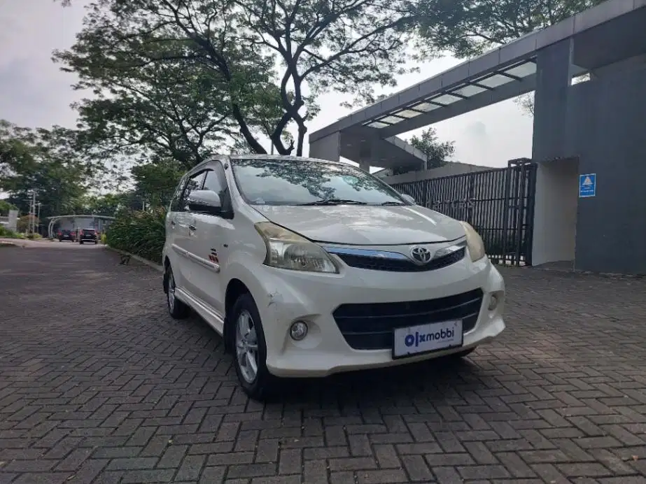 DP MURAH Toyota Avanza 1.5 Veloz Bensin-MT 2014 CVFXB