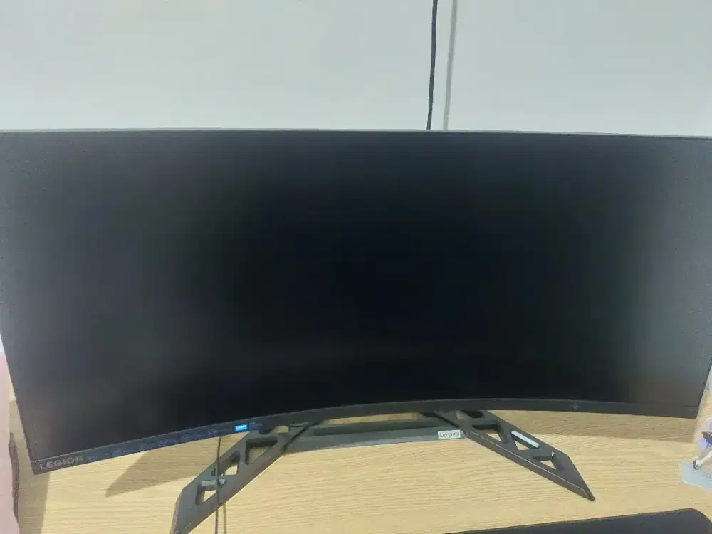 LED Monitor Gaming LENOVO Legion R34W-30 BEKAS