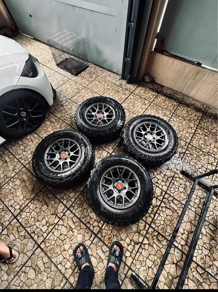 Velg Mobil Racing R15