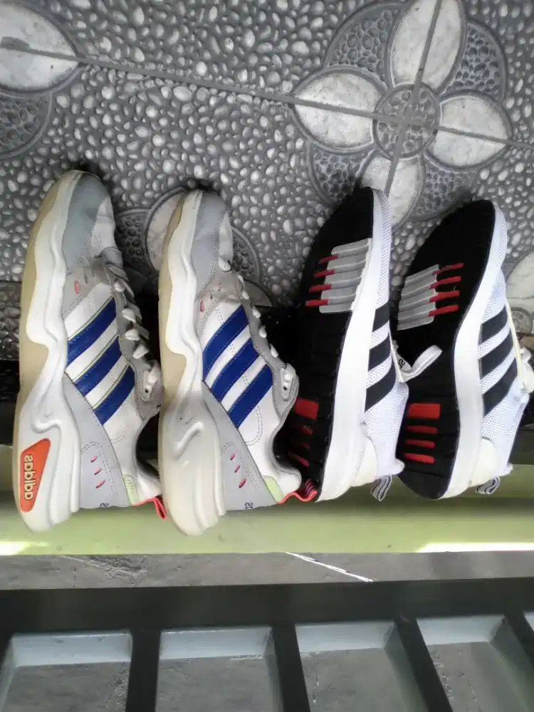 sepatu adidas original running dan casual 42,42,5