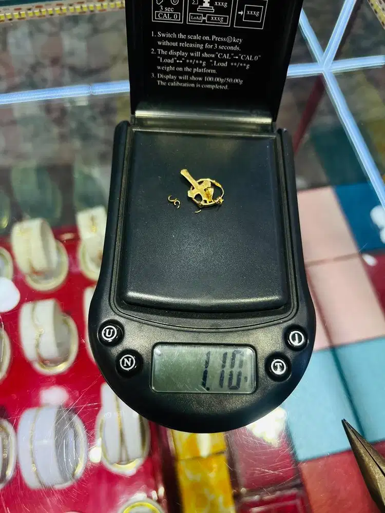 Terima jual beli emas , logam mulia dan berlian tanpa surat