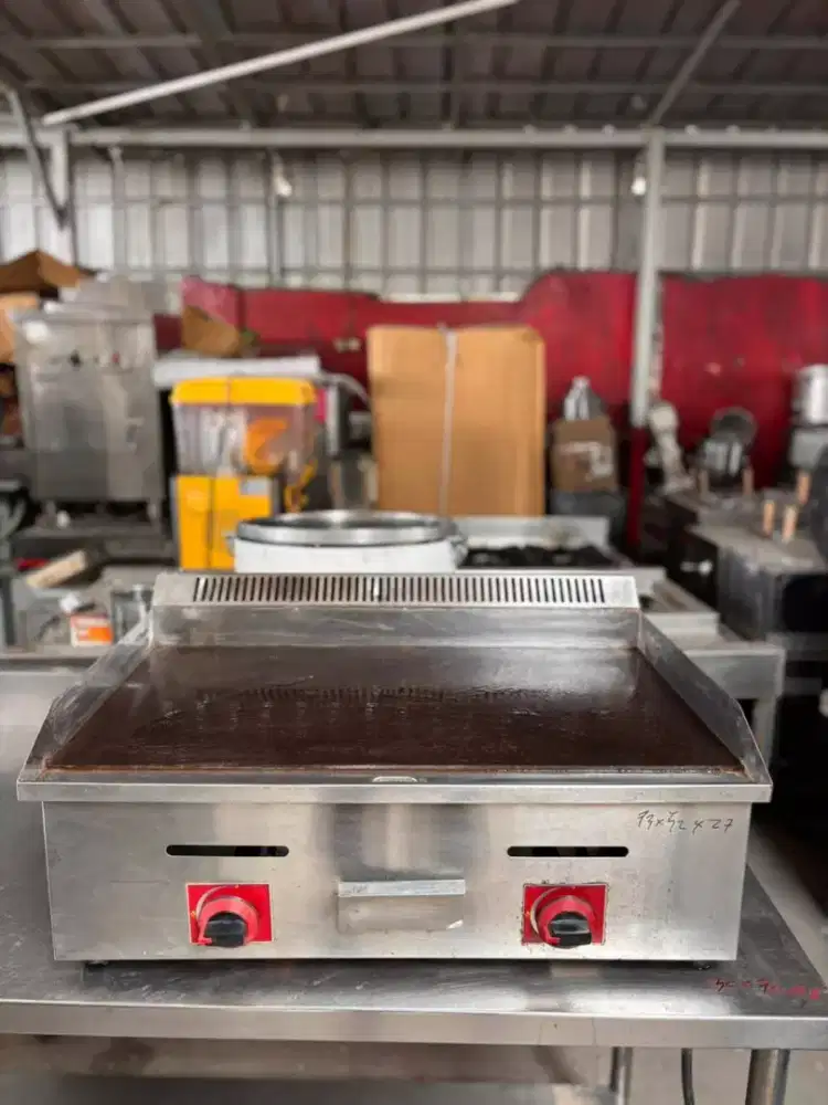 Teppanyaki gas
Ukuran 73x52x27