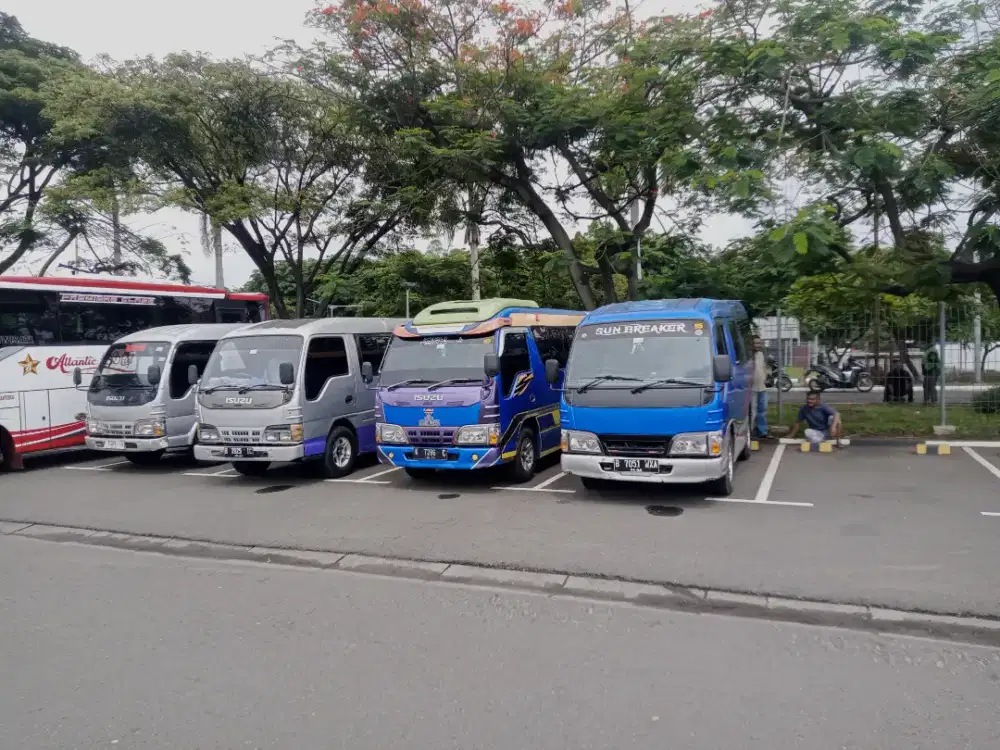 Sewa elf murah 15/19 seat