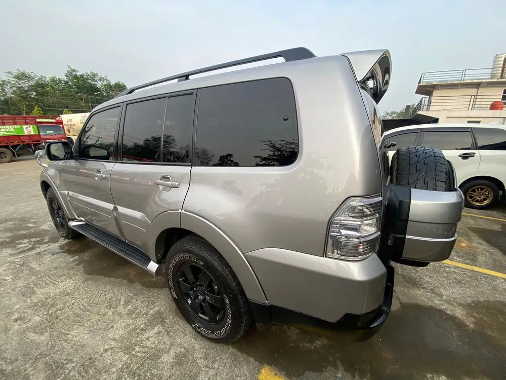 Mitsubishi Pajero 2008 Bensin