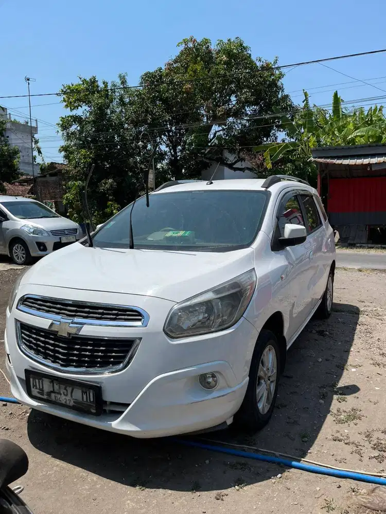 Chevrolet Spin dijual cepat
