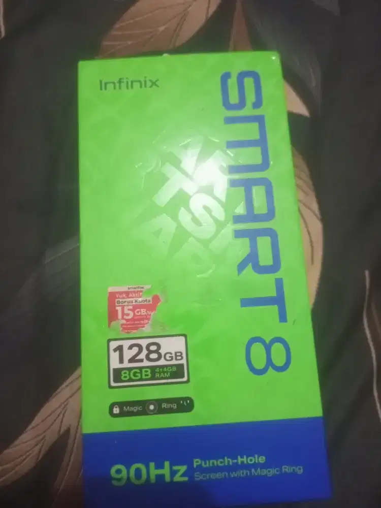Infinix smart 8. 8/128 gb