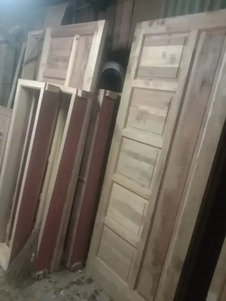 Pintu minimalisnya ready dari kayu bekas meranti oven berkualitas