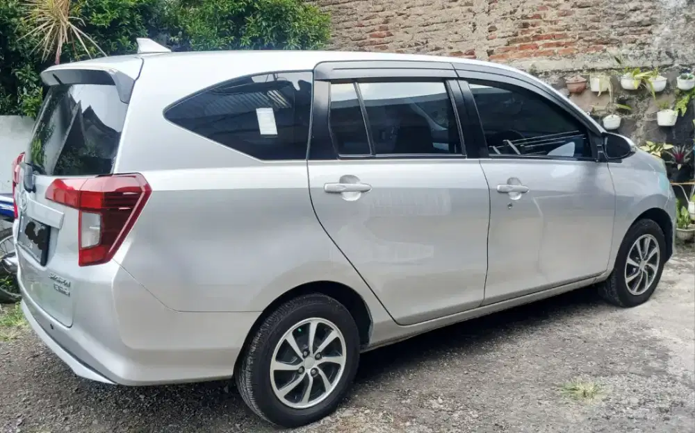 Sigra R 1.2 new 2016 1tngn silver istw full ori