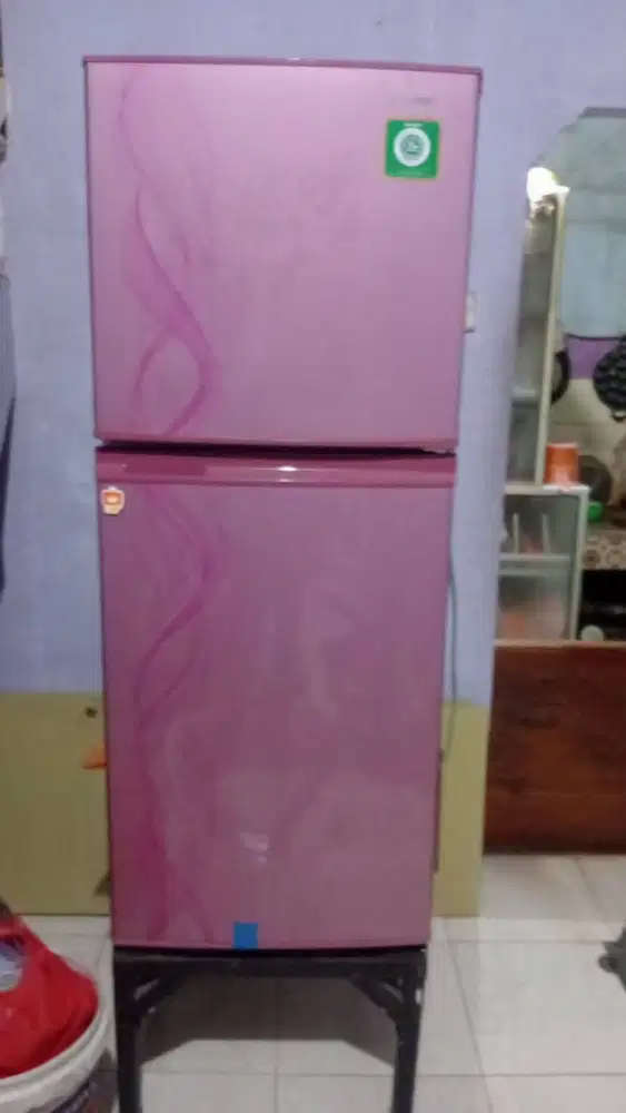 KULKAS 2 PINTU MERK SHARP