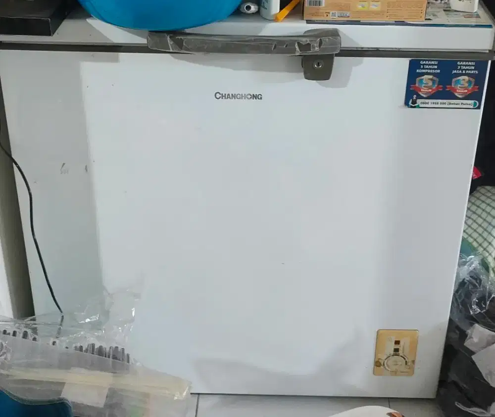 Freezer / Kulkas Bekas