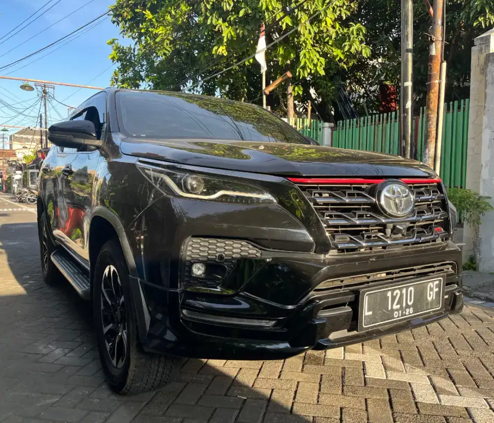 Toyota Fortuner VRZ TRD at 2020 hitam ready juga tipe GR 2022