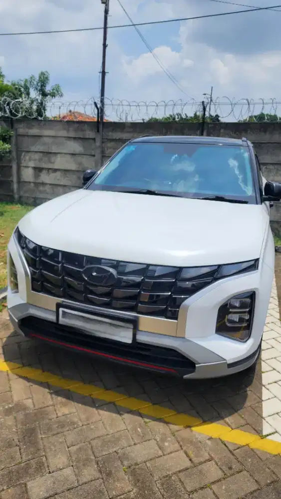 Dijual cepat creta 2022 putih low km
