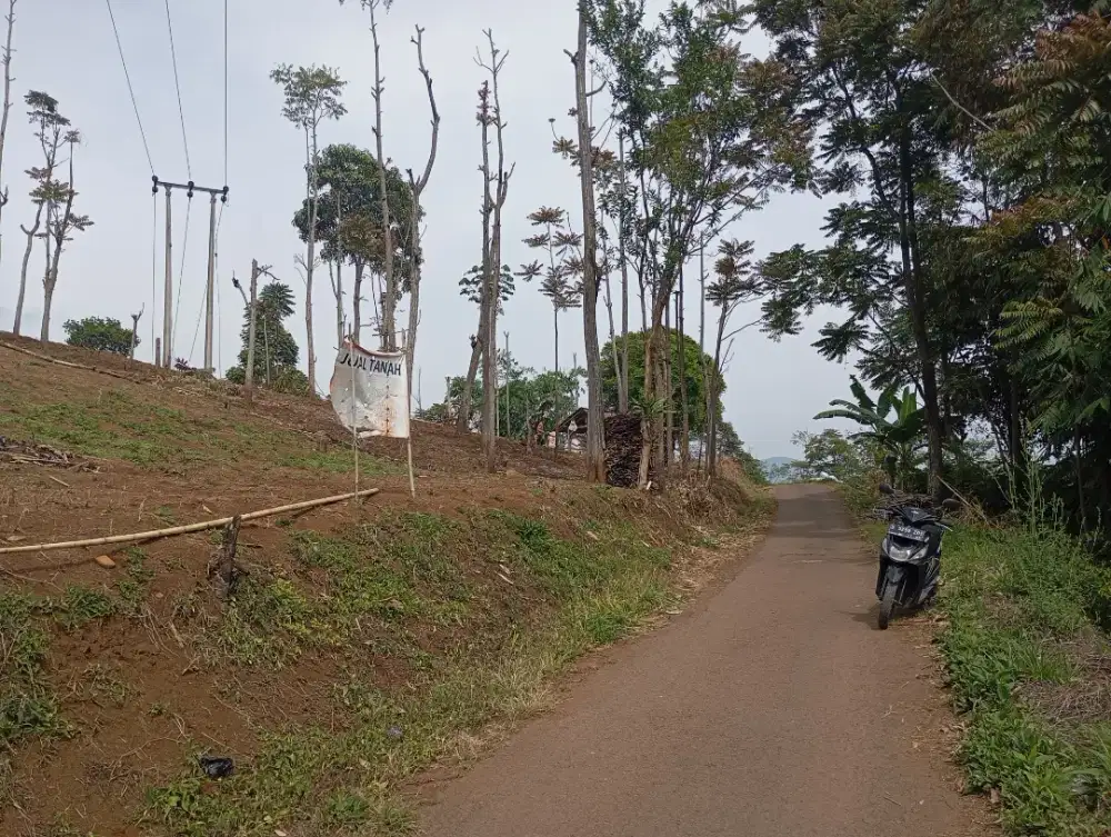 Jual tanah pinggir jalan desa soreang