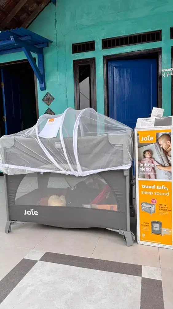 Baby box joie grey