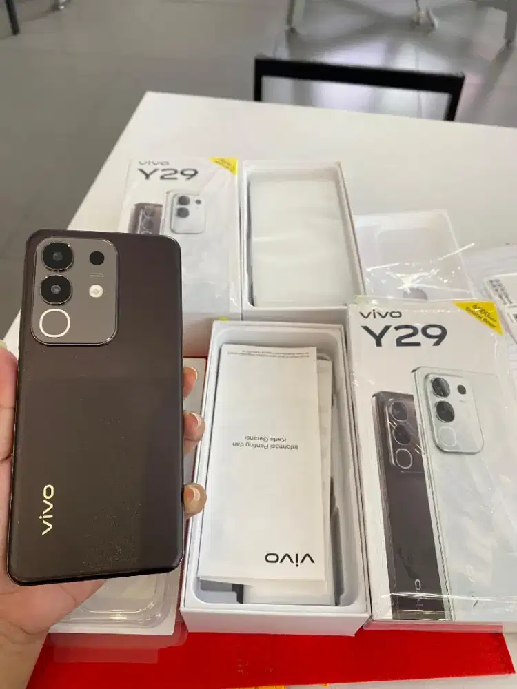 VIVO Y29 RAM 6/128 GB GARANSI RESMI