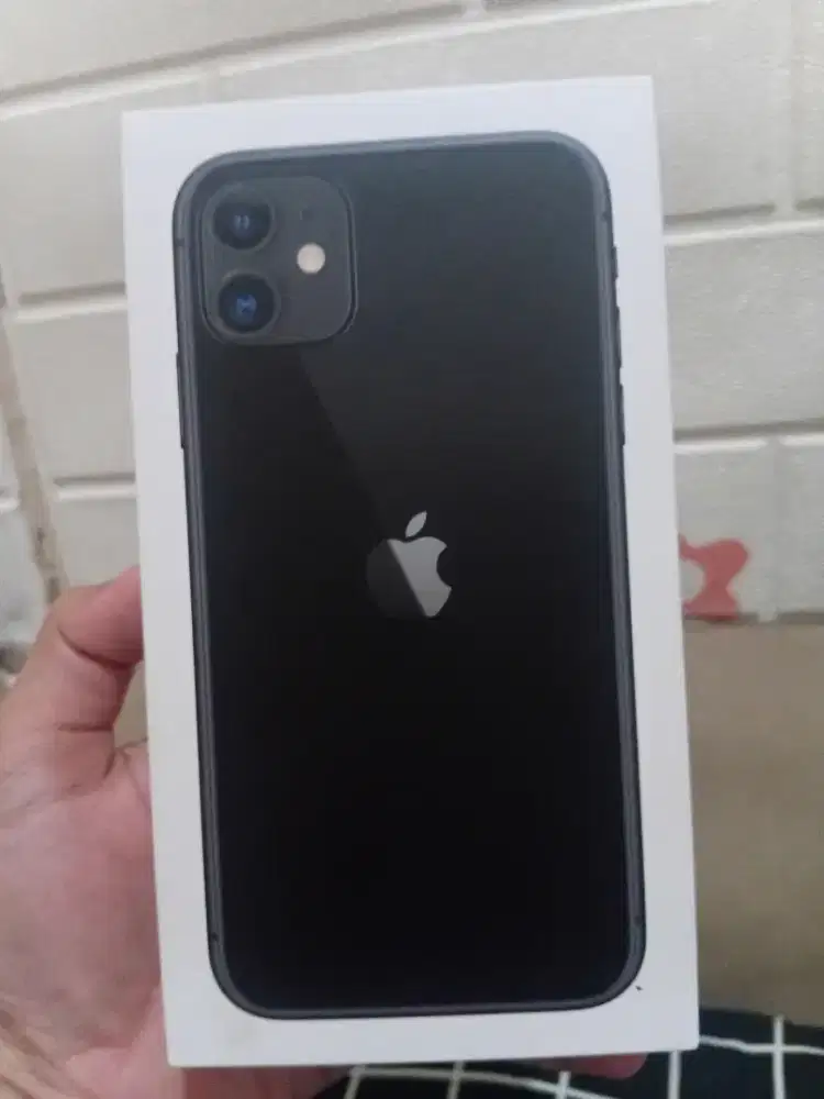 IPHONE SALE  11 64GB IBOX