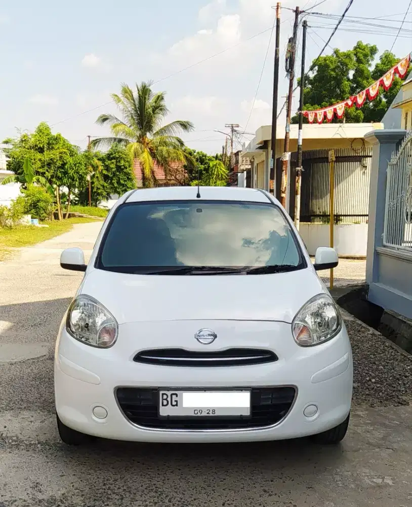 Nissan March 1.2 L Manual 2013