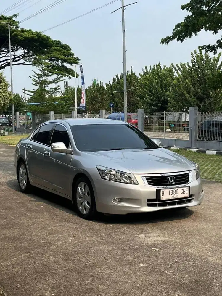 Honda Accord VTiL 2010 Kondisi Istimewa