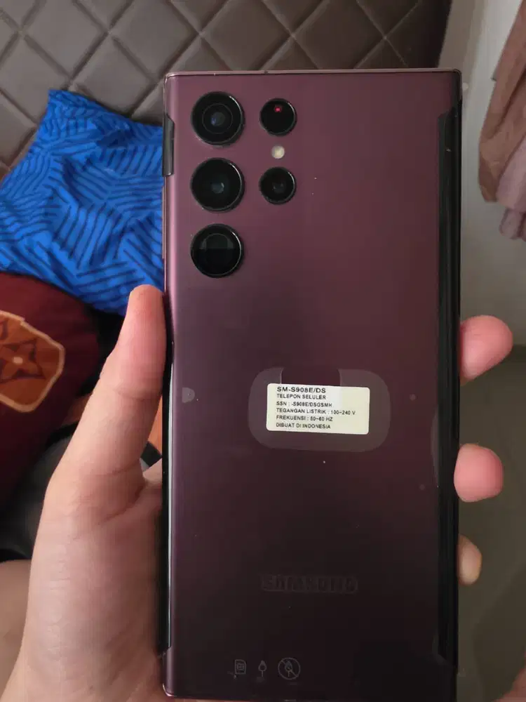 Jual S22Ultra 256GB. Masih mulus, box+Spen+charger.