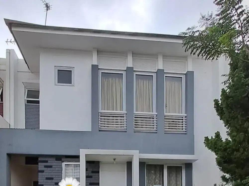 Jual Cepat Rumah Dua Lantai Kota Wisata Cibubur