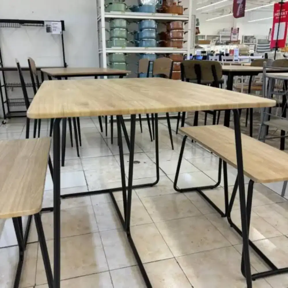 Meja Makan set kursi