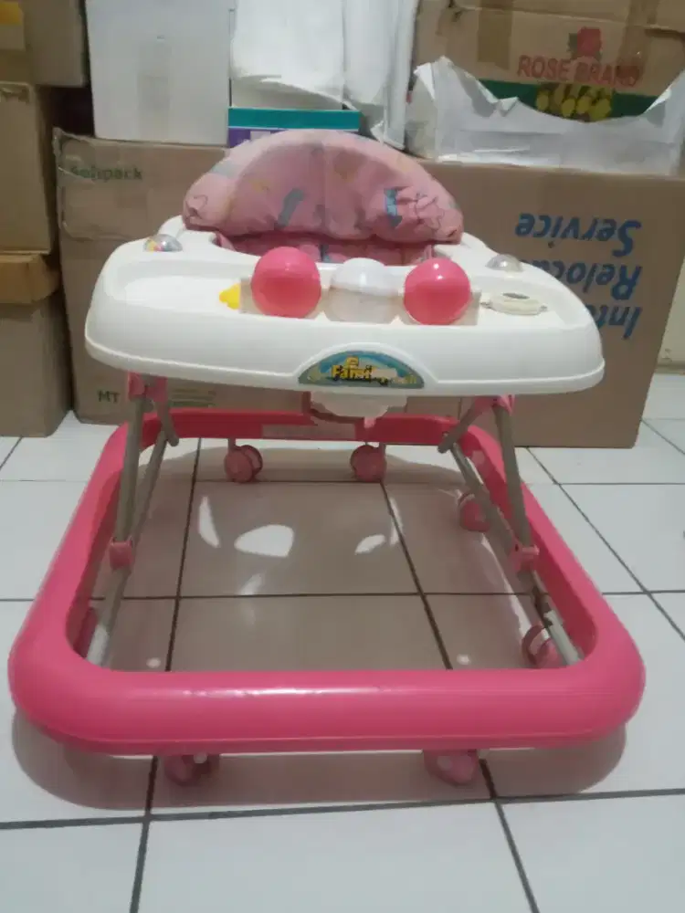 Baby walker masih bagus