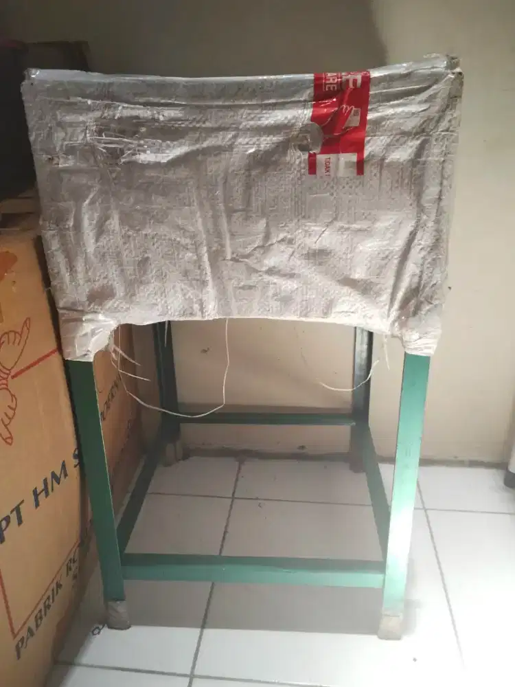 Di jual aneka peralatan rumah tangga