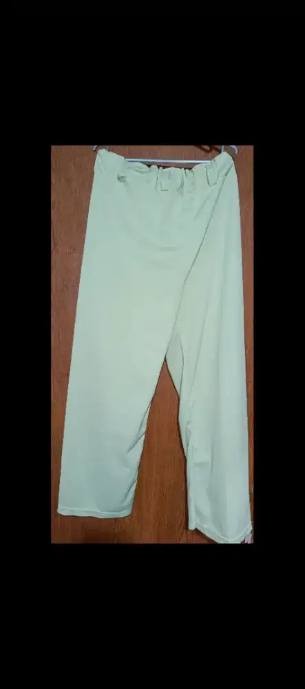 Thrift Celana Kulot